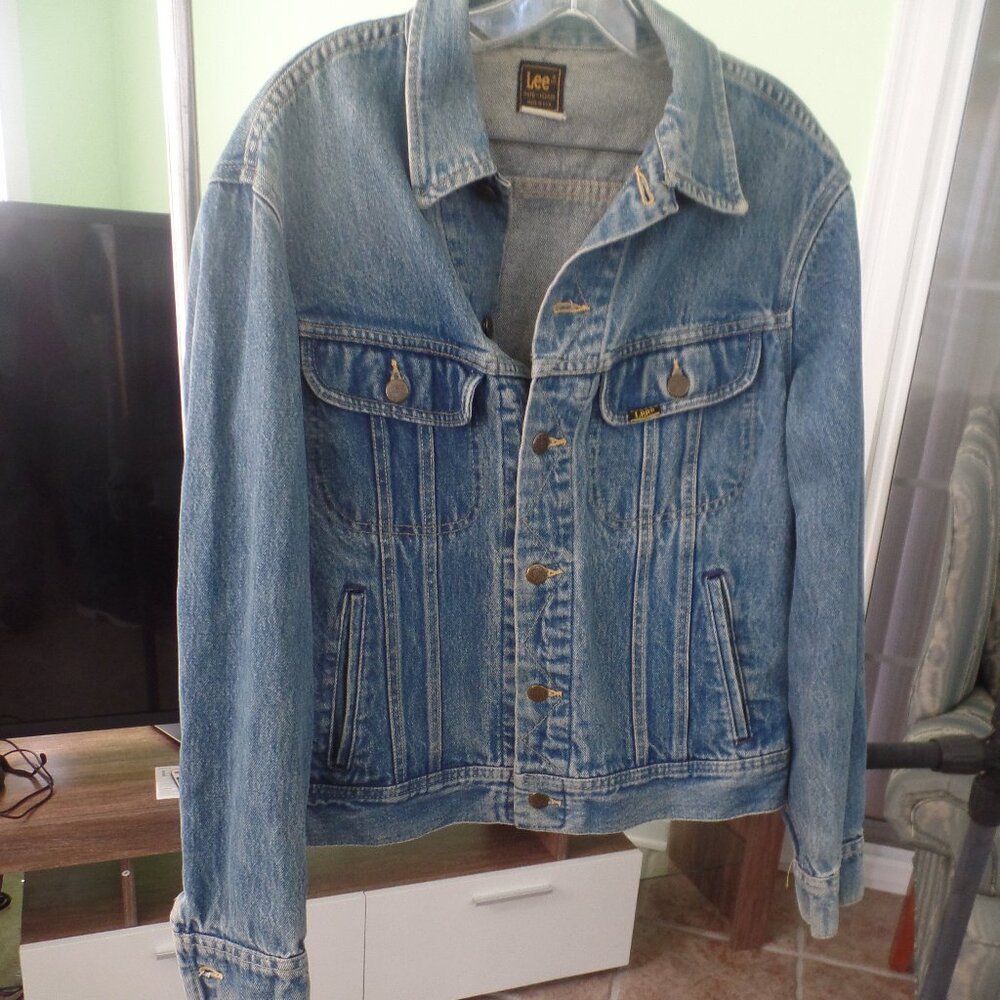 Lee Women's Jean Jacket, Size M (?)